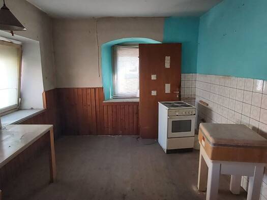 Stadthaus zum Kauf 39.000 € 4 Zimmer 111 m² 130 m² Grundstück frei ab sofort Bärnau 95671