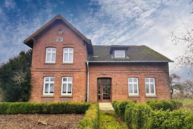 Haus zum Kauf 619.000 € 7 Zimmer 200 m² 4.994 m² Grundstück Mannhagen Panten 23896
