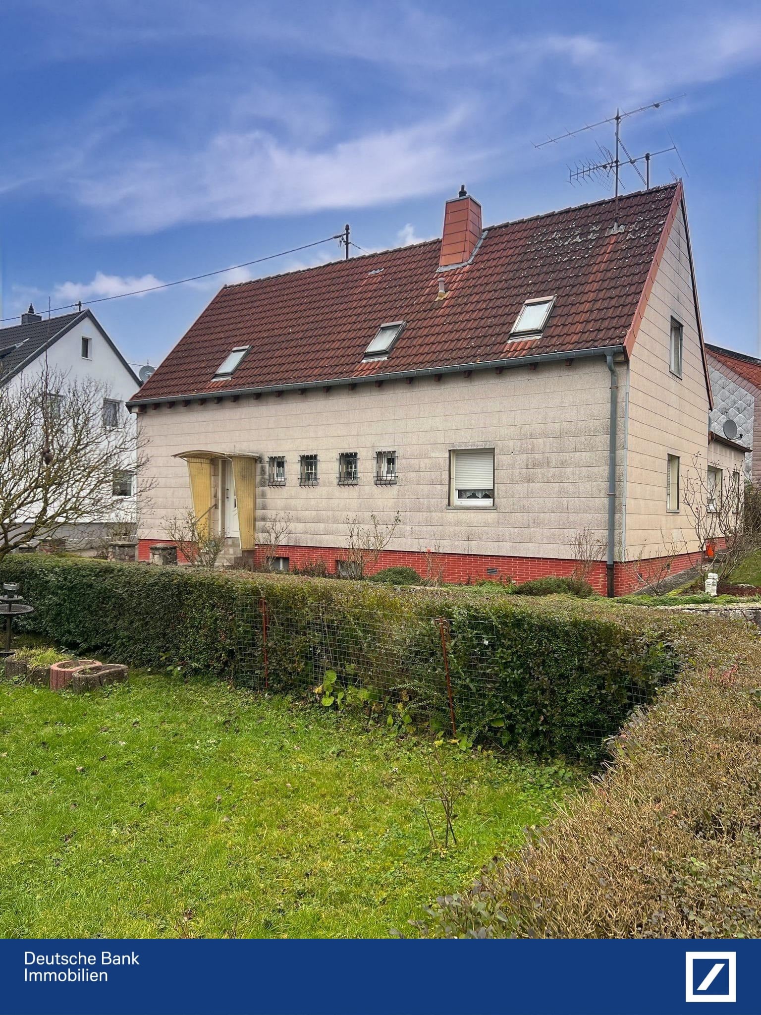 Wohnung zum Kauf 160.000 € 5 Zimmer 94 m²<br/>Wohnfläche ab sofort<br/>Verfügbarkeit Bischmisheim Saarbrücken 66132