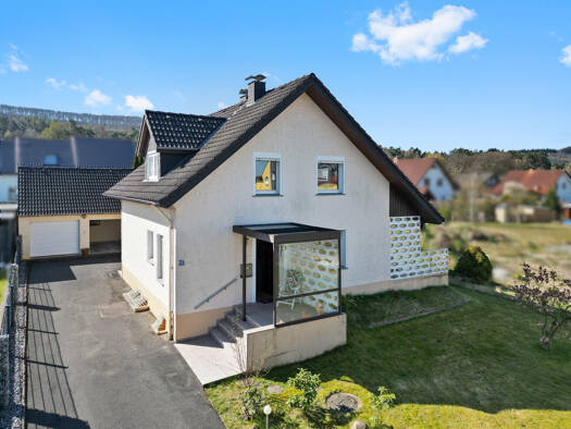 Mehrfamilienhaus zum Kauf 330.000 € 8 Zimmer 160 m² 966 m² Grundstück Sandstraße 74 Pivitsheide Detmold / Pivitsheide 32758