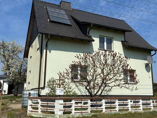Einfamilienhaus zum Kauf 250.000 € 5 Zimmer 150 m² 1.277 m² Grundstück Klitzschen Mockrehna 04862