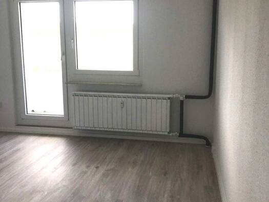 Wohnung zur Miete 327 € 3 Zimmer 55,2 m² frei ab sofort Thurm Mülsen 08132