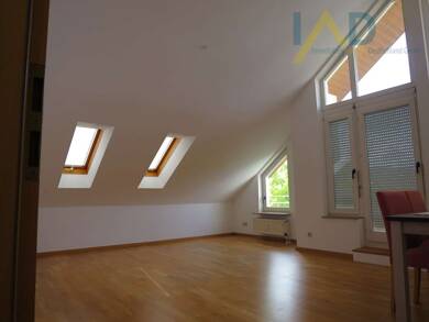 Wohnung zum Kauf 311.000 € 2 Zimmer 62 m² Dachgeschoss, 3. Geschoss Gerlingen 70839