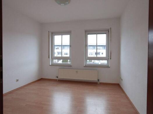 Wohnung zur Miete 390 € 1 Zimmer 25 m² 2. Geschoss frei ab 01.11.2026 Laubegast Dresden 01279