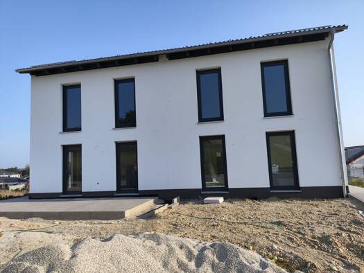 Haus zur Miete 1.350 € 5 Zimmer 145 m² Eichendorf Eichendorf 94428
