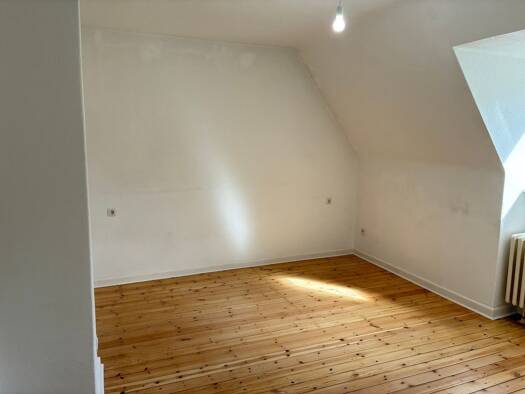 WG-Zimmer zur Miete 469 € 2 Zimmer 41,9 m² 2. Geschoss Hertzstraße 76 Neumühlen-Dietrichsdorf Kiel 24149