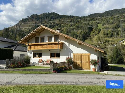 Einfamilienhaus zum Kauf 385.000 € 150 m² 572 m² Grundstück Stall 9832