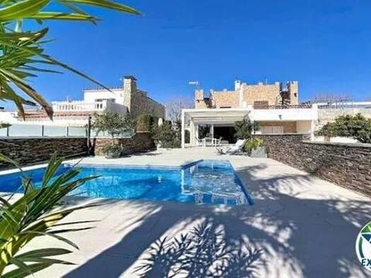 Chalet zum Kauf 930.000 € 3 Zimmer 86 m² Calle Llobregat, 7 Castelló d'Empúries 17487