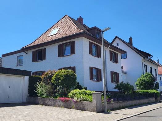 Einfamilienhaus zum Kauf provisionsfrei 499.000 € 7 Zimmer 215 m² 475 m² Grundstück Villingen Villingen-Schwenningen 78050