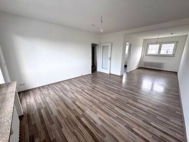 Wohnung zur Miete 460 € 2 Zimmer 62,5 m² 3. Geschoss frei ab sofort Lindenallee 10 Rheinhausen - Mitte Duisburg 47226