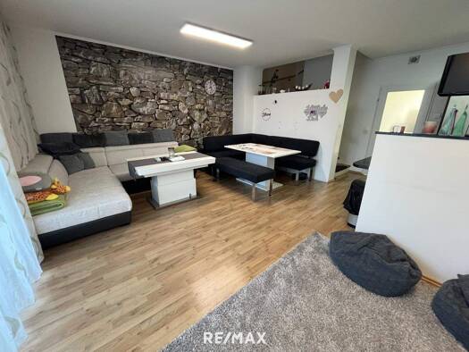 Reihenmittelhaus zum Kauf 395.000 € 6 Zimmer 159 m² Eggendorf 2492