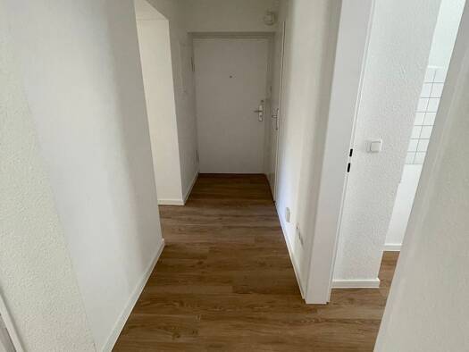 WG-Zimmer zur Miete 535 € 3 Zimmer 59,9 m² frei ab 01.05.2026 Helmholtzstraße 2 Gibitzenhof Nürnberg 90459