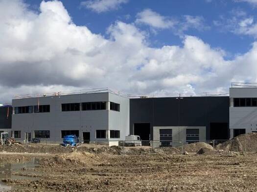 Lagerhalle zur Miete - Erstbezug provisionsfrei 16.800 m² Lagerfläche teilbar ab 700 m² Badenstedt Hannover 30453