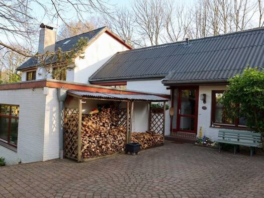 Einfamilienhaus zum Kauf 549.000 € 8 Zimmer 210,7 m² 1.882 m² Grundstück Lentföhrden 24632