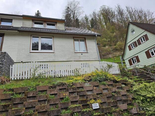 Doppelhaushälfte zum Kauf 125.000 € 5 Zimmer 90 m² 362 m² Grundstück Stadtgebiet Triberg im Schwarzwald 78098