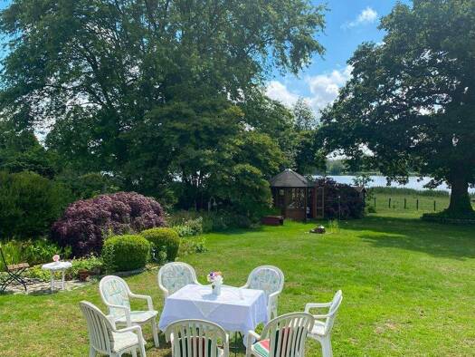 Bungalow zum Kauf 475.000 € 4 Zimmer 111 m² 1.228 m² Grundstück frei ab sofort Russee Russee 24111