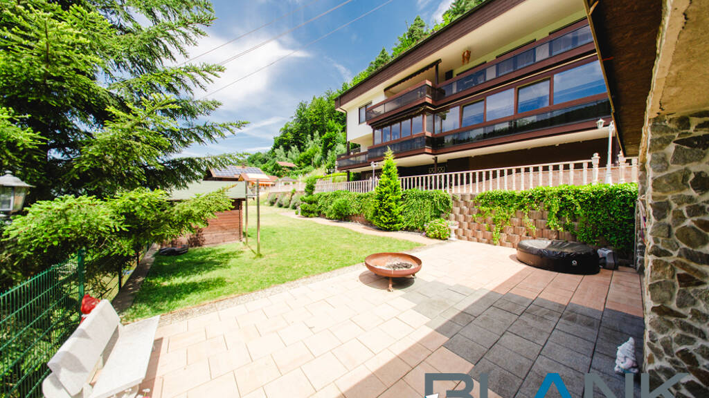 Villa zum Kauf 975.000 € 9 Zimmer 444 m² 1.340 m² Grundstück Bad Wildbad Bad Wildbad im Schwarzwald 75323