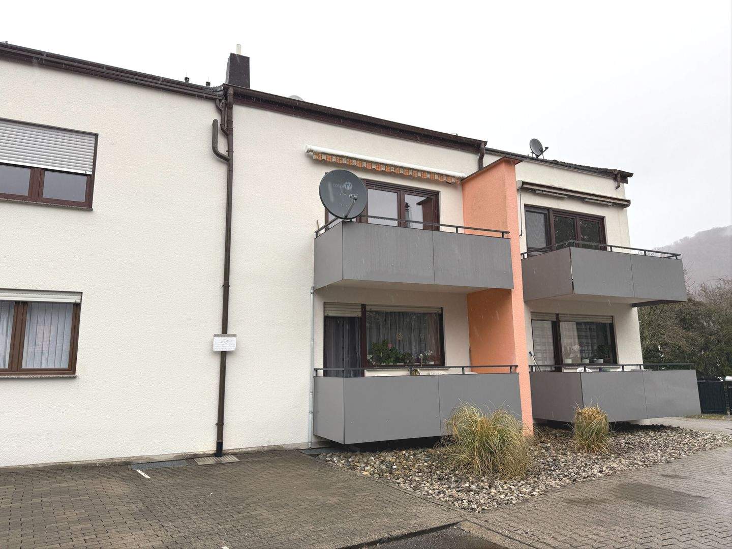 Immobilie in Lenningen - Gemütliche  DG Wohnung mit toller Aussicht - Bild 0