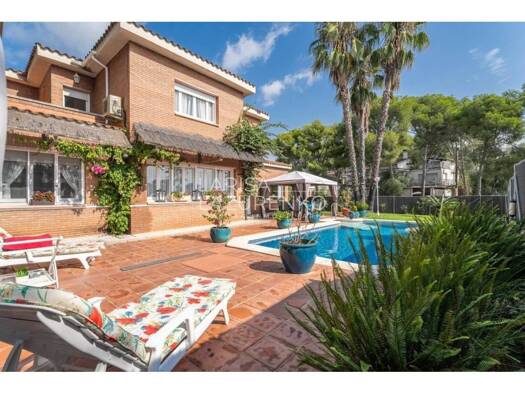 Chalet zum Kauf 890.000 € 6 Zimmer 510 m² 849 m² Grundstück Tarragona 43007