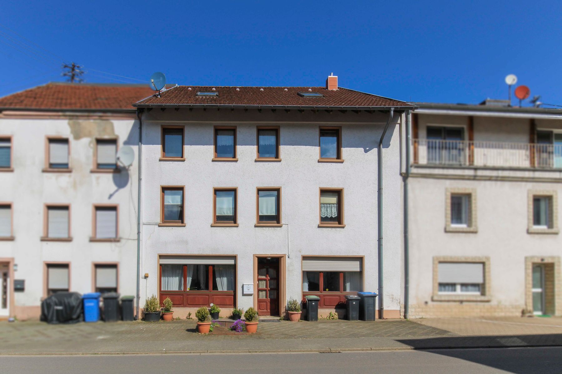 Immobilie zum Kauf als Kapitalanlage geeignet 99.000 € 12 Zimmer 248 m²<br/>Fläche 176,2 m²<br/>Grundstück Weiten Mettlach 66693