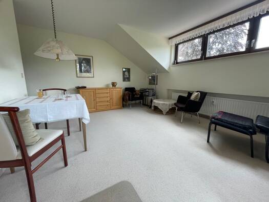 Wohnung zum Kauf 105.000 € 2 Zimmer 43 m² 2. Geschoss Dr.-Neumeyer-Straße Egloffstein Egloffstein 91349