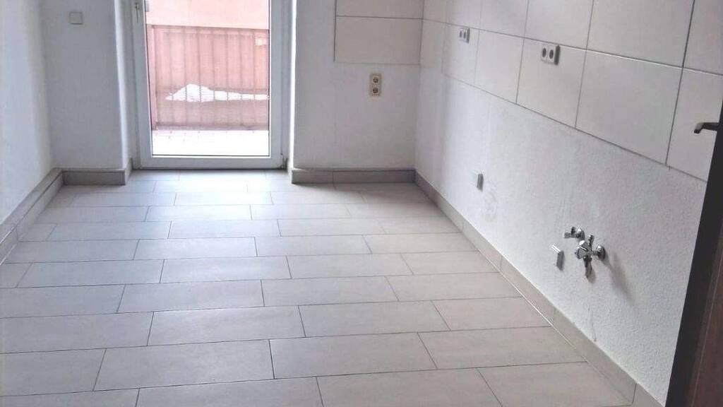 Wohnung zur Miete 940 € 4 Zimmer 104 m² frei ab 01.03.2026 Tismarstr. . Stadtfeld Ost Magdeburg 39108