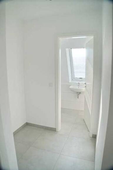 Wohnung zur Miete 700 € 2,5 Zimmer 90 m² Geschoss 3/3 Speyer 67346