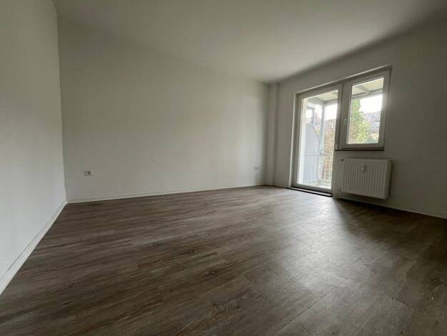 Wohnung zur Miete nur mit Wohnberechtigungsschein 484 € 3,5 Zimmer 78,4 m² 1. Geschoss frei ab 17.07.2025 Heisterholz 40 Karnap Essen 45329