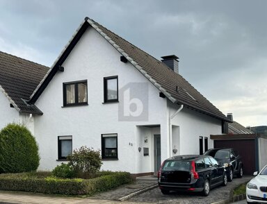 Doppelhaushälfte zum Kauf 259.000 € 4 Zimmer 116 m² 284 m² Grundstück Deilinghofen - Ortskern Hemer 58675