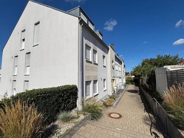Wohnung zum Kauf als Kapitalanlage geeignet 314.000 € 3 Zimmer 91,6 m² Parkstraße 1 Roth Roth 91154