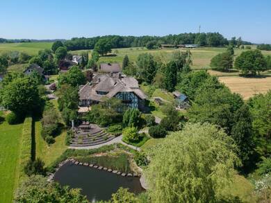 Haus zum Kauf 2.750.000 € 11 Zimmer 688 m² 5.382 m² Grundstück Mehren 57635