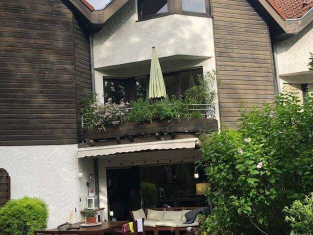 Reihenmittelhaus zum Kauf provisionsfrei 689.500 € 6 Zimmer 143,5 m² 259 m² Grundstück Bierstadt Wiesbaden 65191