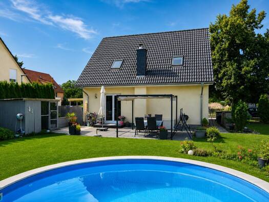 Einfamilienhaus zum Kauf 590.000 € 5 Zimmer 133,9 m² 707 m² Grundstück Falkensee 14612
