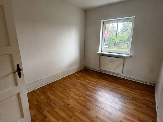 Wohnung zur Miete 287 € 1 Zimmer 42 m² Geschoss EG/3 frei ab 01.10.2026 Zeitzer Straße 51 Weißenfels Weißenfels 06667