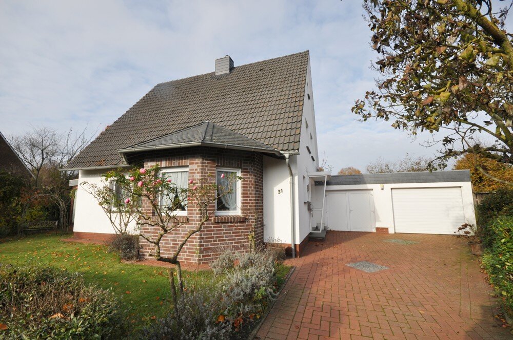 Mehrfamilienhaus zum Kauf 498.000 € 10 Zimmer 280 m²<br/>Wohnfläche 598 m²<br/>Grundstück Cloppenburg Cloppenburg 49661