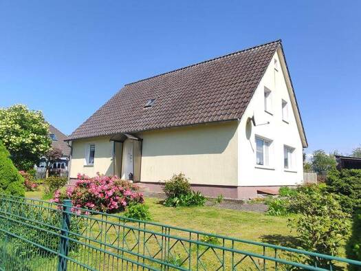Einfamilienhaus zum Kauf 249.999 € 5 Zimmer 110 m² 1.829 m² Grundstück Diedrichshagen Kröpelin OT Diedrichshagen 18236