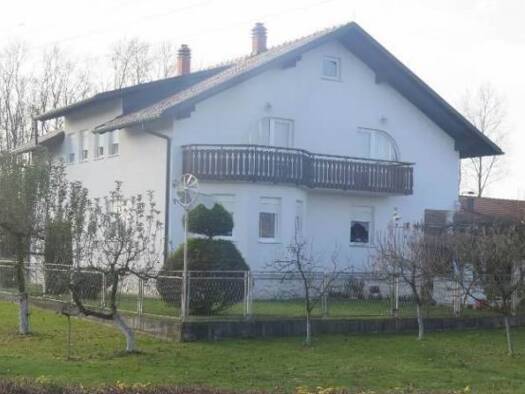 Einfamilienhaus zum Kauf 350.000 € 5 Zimmer 310 m² 2.062 m² Grundstück Srbac 78420
