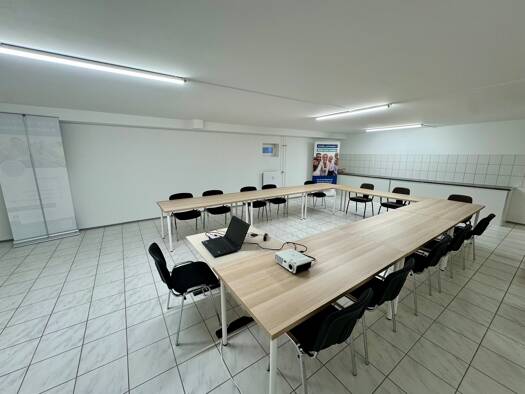 Bürofläche zur Miete provisionsfrei 10 € 3 Zimmer 22 m² Bürofläche Bamberg 96052