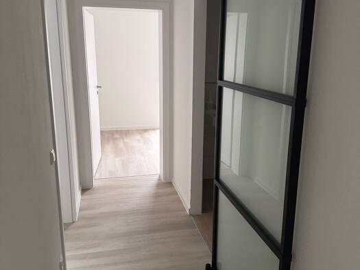 Wohnung zur Miete 1.300 € 4 Zimmer 120 m² Geschoss 2/3 frei ab sofort Wiesloch 69168