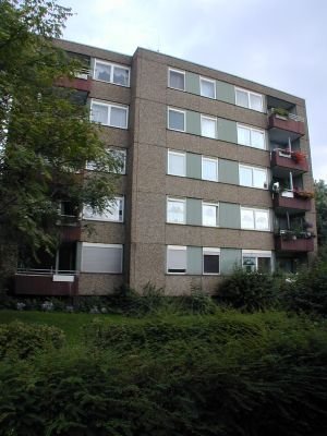 Wohnung zur Miete nur mit Wohnberechtigungsschein 327,83 € 2,5 Zimmer 65 m²<br/>Wohnfläche 1.<br/>Geschoss Marxloh Duisburg 47169