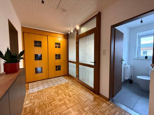 Wohnung zur Miete 800 € 3 Zimmer 88 m² 1. Geschoss Schierling 84069