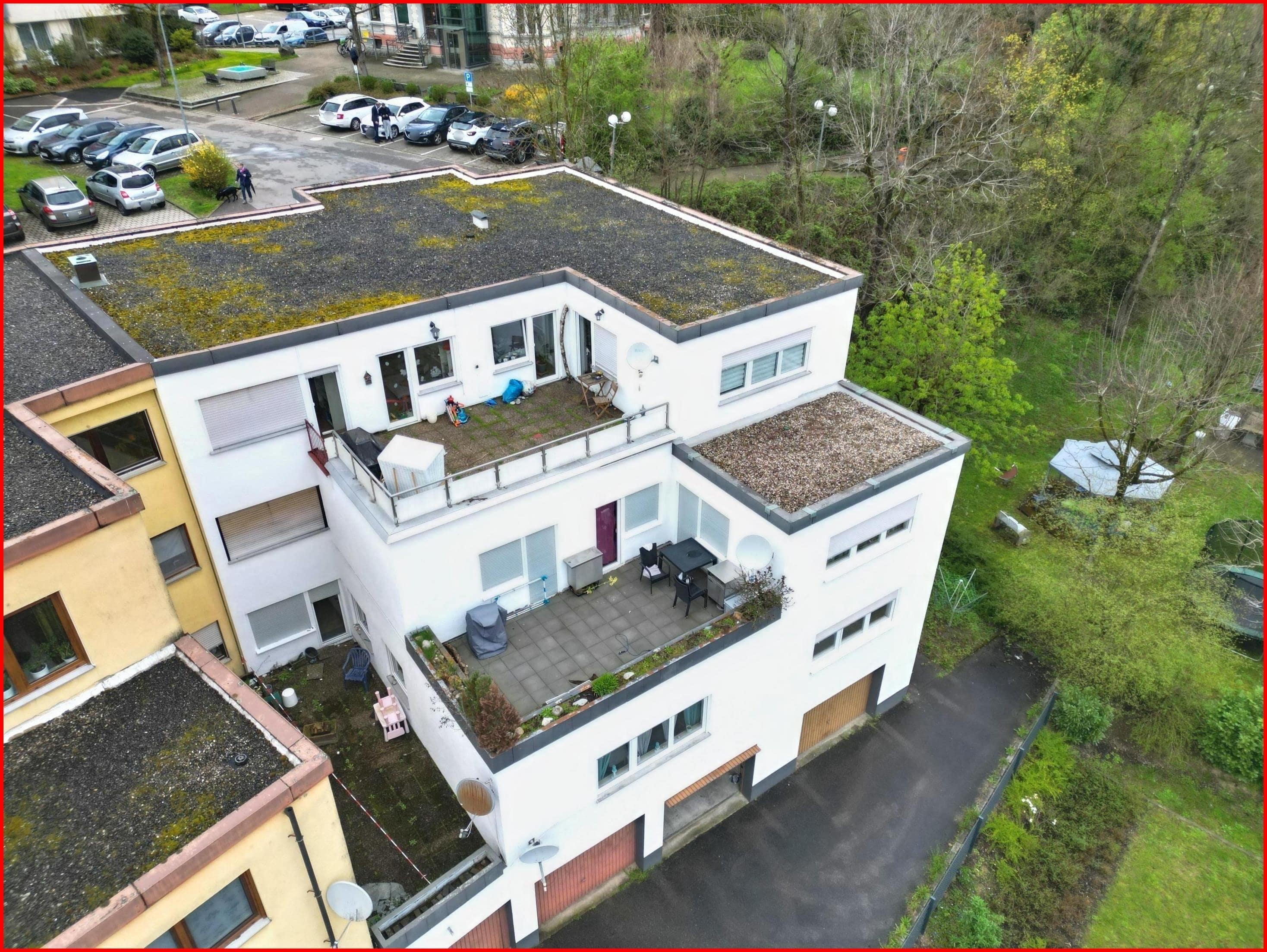 Mehrfamilienhaus zum Kauf als Kapitalanlage geeignet 1.199.000 € 17 Zimmer 465,7 m²<br/>Wohnfläche 471 m²<br/>Grundstück Wehr Wehr 79664