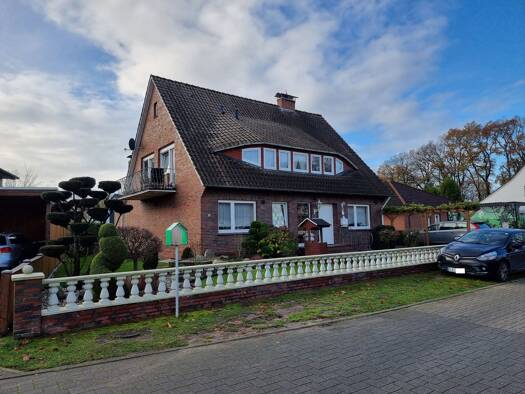 Wohnung zur Miete 950 € 3 Zimmer 84 m² 1. Geschoss Cloppenburg Cloppenburg 49661