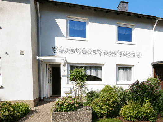 Reihenmittelhaus zum Kauf 248.000 € 6 Zimmer 128 m² 350 m² Grundstück Riegelsberg Riegelsberg 66292