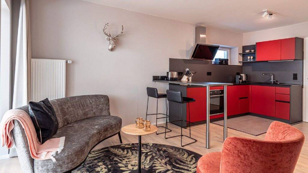 Studio zum Kauf 199.500 € 1 Zimmer 45,9 m² 1. Geschoss Neustädter Straße 39 Titisee Titisee-Neustadt 79822