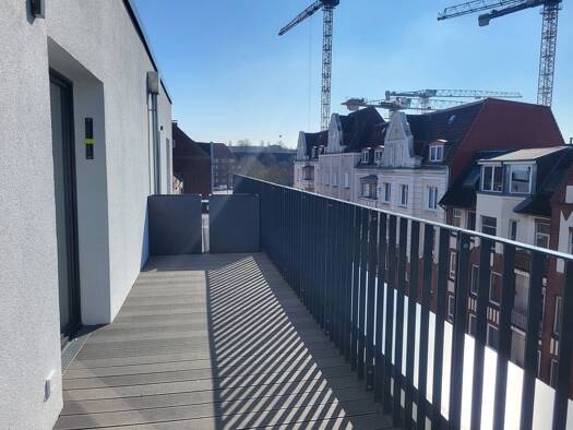 Wohnung zur Miete 1.700 € 3 Zimmer 104,8 m² Dachgeschoss, 5. Geschoss frei ab sofort Heischstr. 1 Gaarden-Süd Kiel 24143