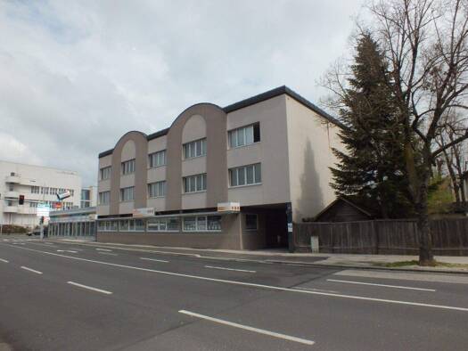 Sonstiges zum Kauf als Kapitalanlage geeignet 1.700.000 € 932,2 m² 1.581 m² Grundstück Grabenhof Wels 4600