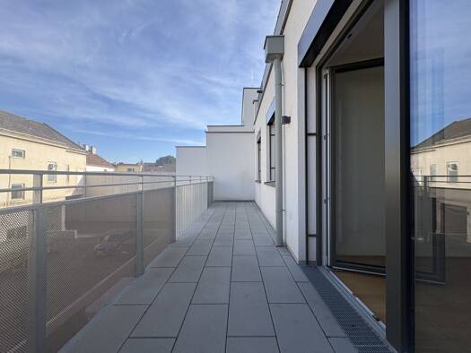 Wohnung zur Miete 850 € 3 Zimmer 61,9 m² frei ab sofort Bahnhofstraße Stockerau 2000