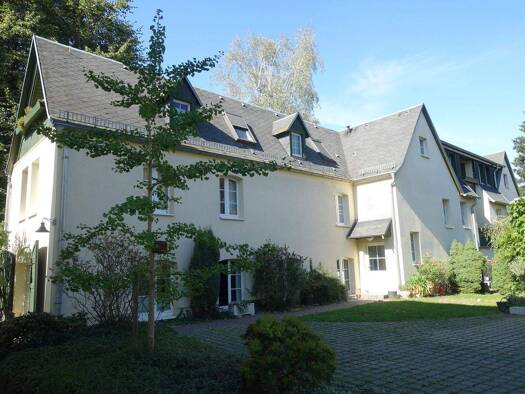 Wohnung zur Miete 600 € 3 Zimmer 56,8 m² frei ab sofort Radebeul 01445