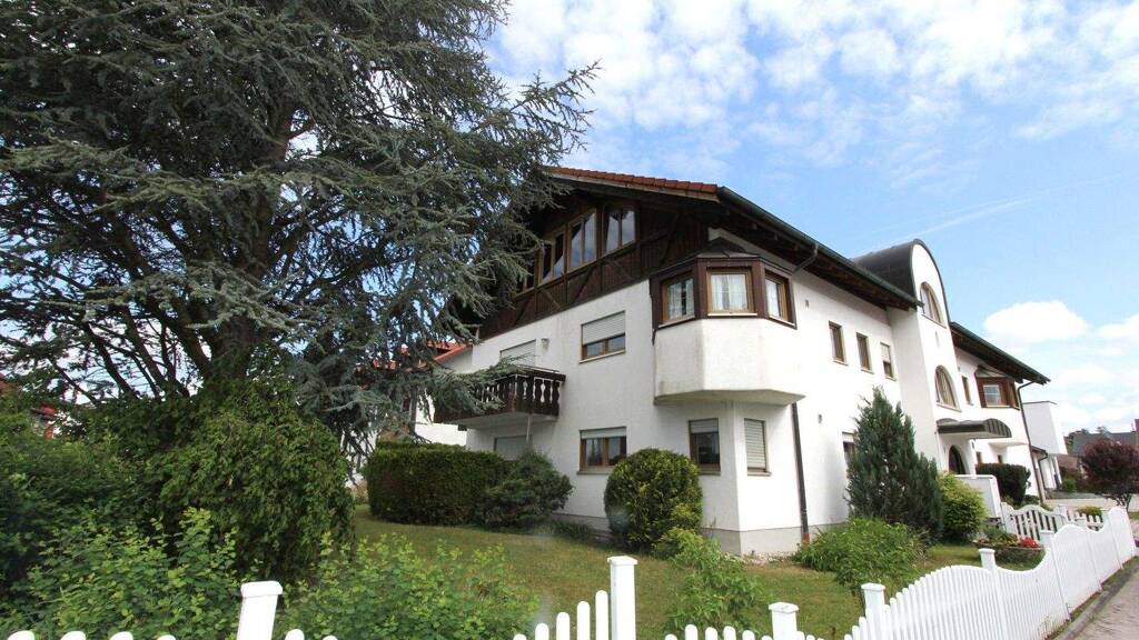 Wohnung zur Miete 1.470 € 2,5 Zimmer 83 m² 1. Geschoss Geisenbrunn Gilching 82205